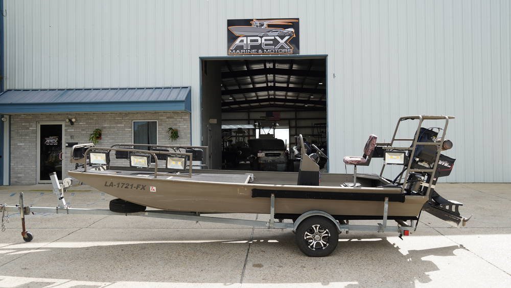2010 Gator Tail 1854 Brown- 287